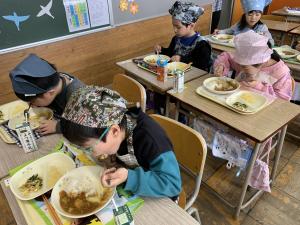 給食