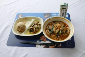10月13日(火曜日)の給食メニュー